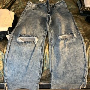 Risen- Stylish Blue Distressed  Jeans